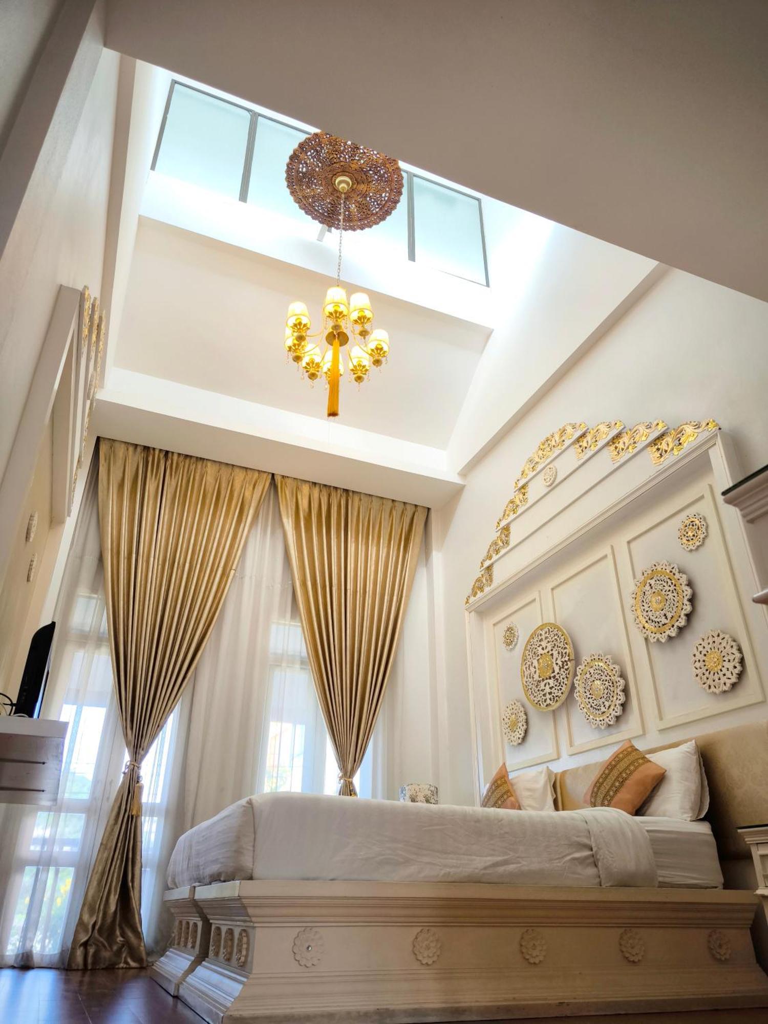 Ratchiangsaen Flora House Otel Chiang Mai Dış mekan fotoğraf