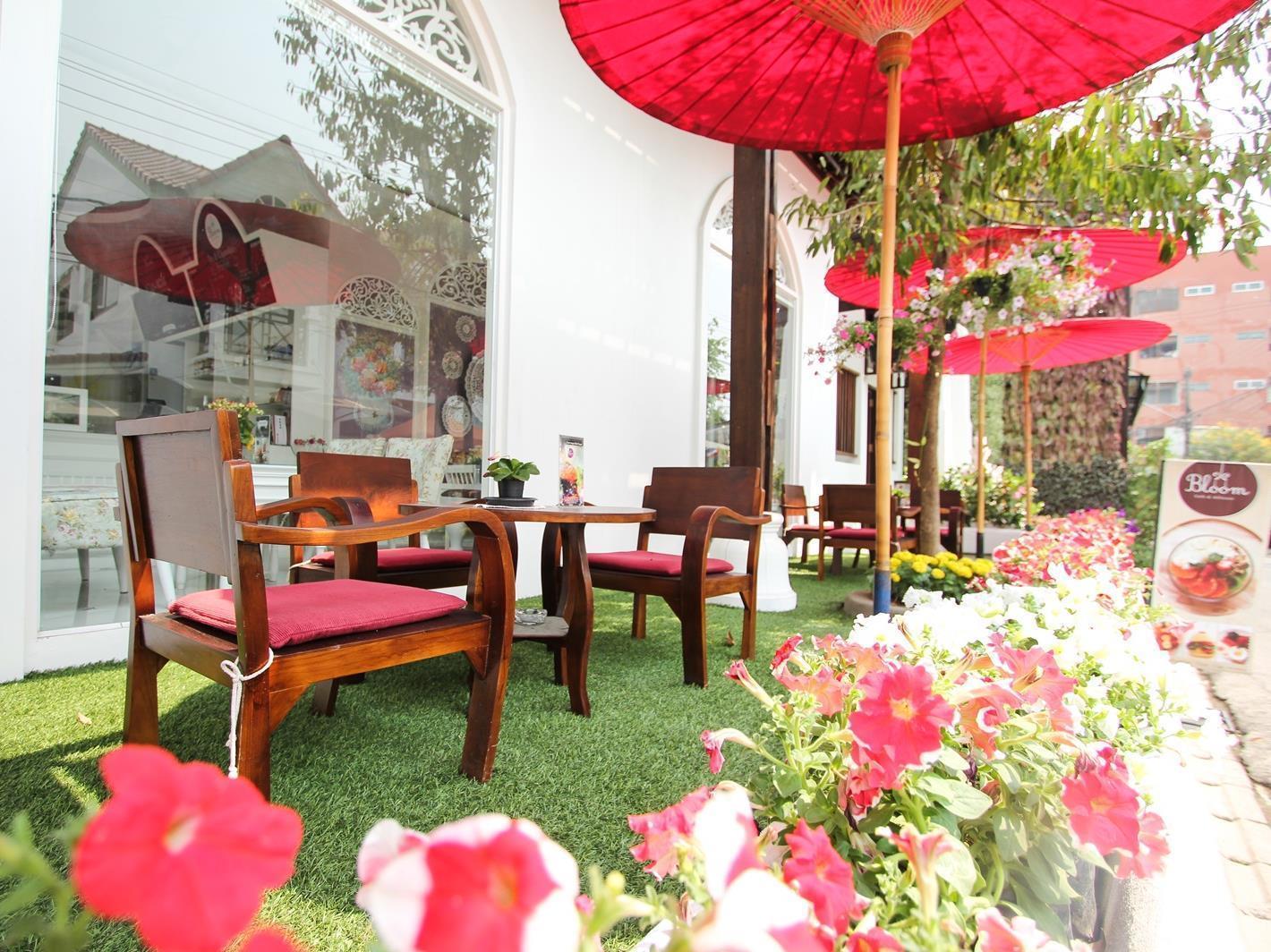 Ratchiangsaen Flora House Otel Chiang Mai Dış mekan fotoğraf